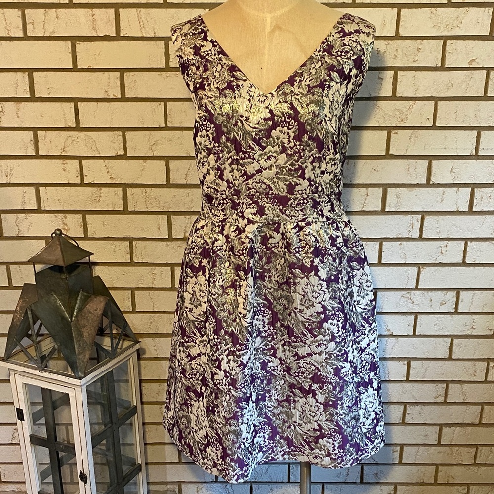 Laundry By Shelli Segal Violet and Gold Patterned Dress